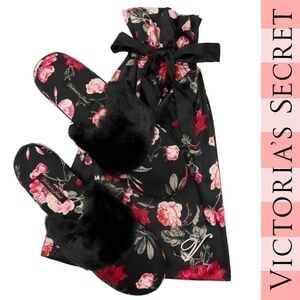 🛑 2 / $40 Sale! Victoria Secret Black Floral Slipper Set N…
